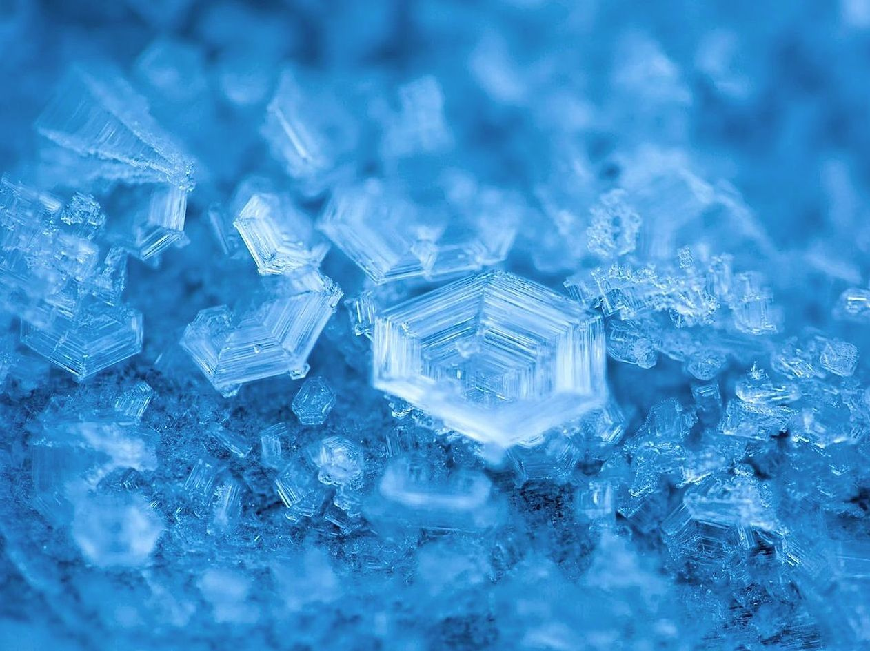 Grietas naturales en el hielo, ejemplo de lo que evitar